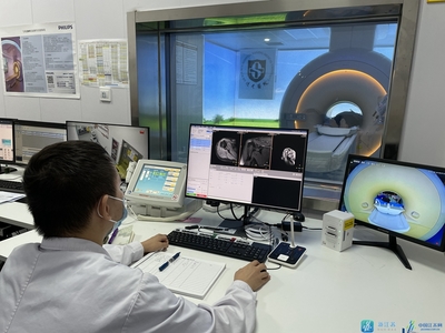 中國醫師節丨南京醫科大學領導蒞臨南醫大附屬逸夫醫院慰問調研，聚焦醫學影像發展